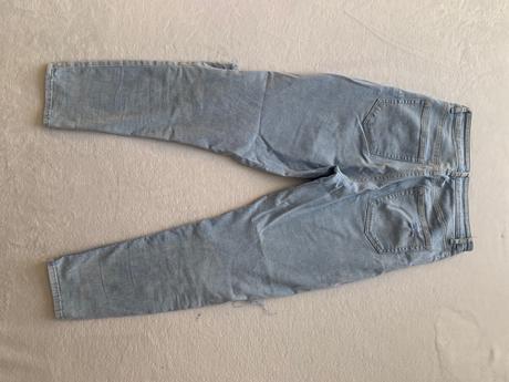 Roztrhané rifle, h&m,152