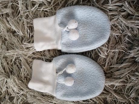 Flisove rukavičky, 62