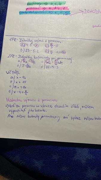 Ako sa počítajú výrazy s plusom a mínusom?