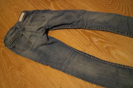 Frajerske slim rifle, h&m,110