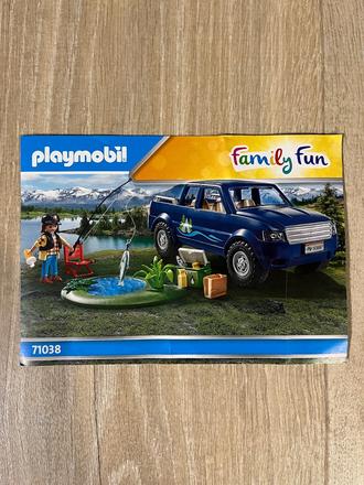 Playmobil auto s rybárom model 71038,