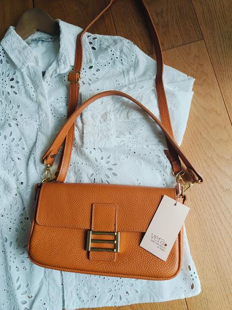 Kožená kabelka zn. vera, 