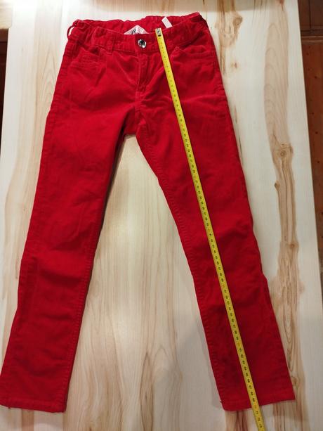 Červené menšestráky, h&m,128