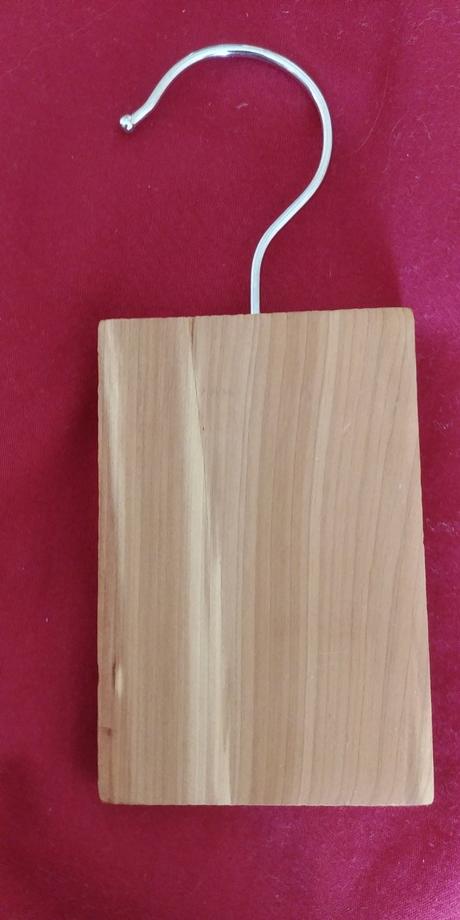 Vesiak s cedroveho dreva, 