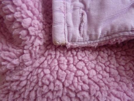 Huňatá bundička, 110