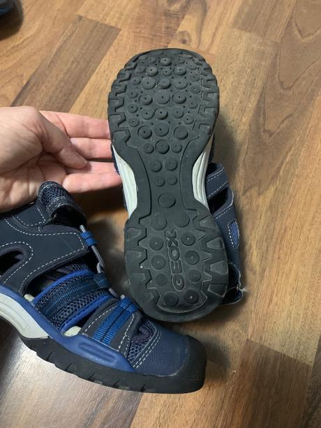 Predám športové topánky s otvorenou patou, geox,36