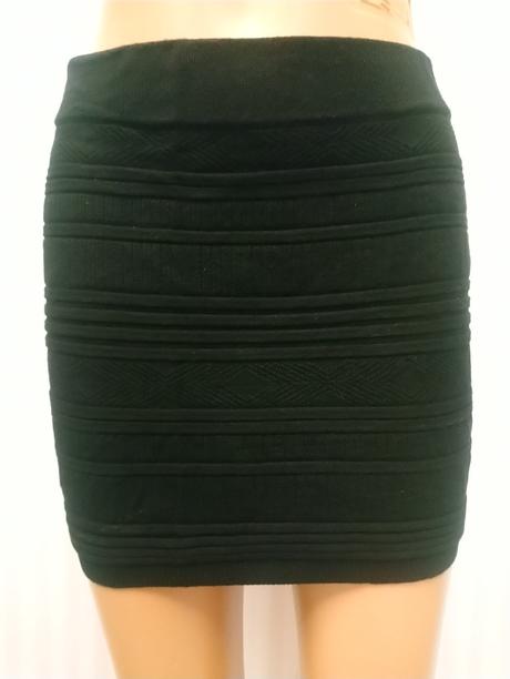 Krátka čierna elastická sukňa, amisu, m, amisu,m