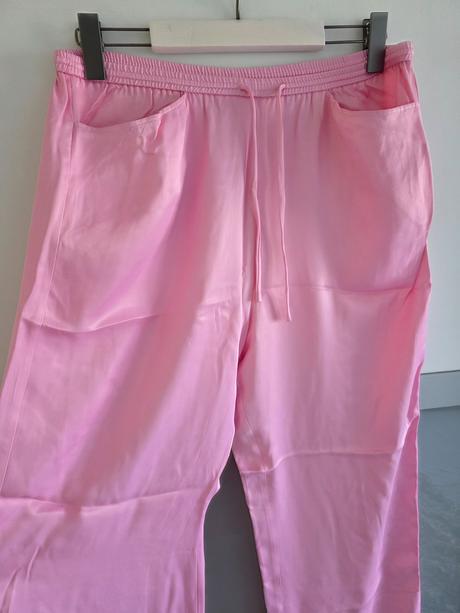 Široké ležérne nohavice, zara,l