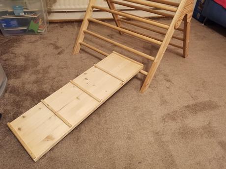 Piklerovej triangel so smykalkou/rebrikom, 