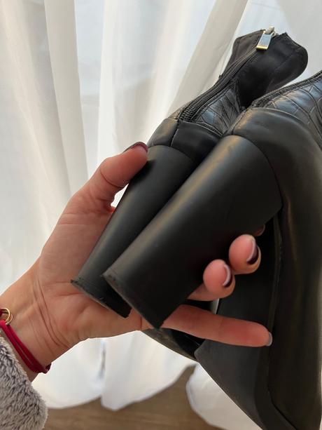 But s kožené čižmičky, 39