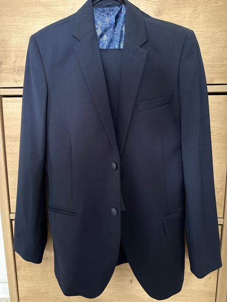 Pánsky tmavomodrý oblek slim 170/92, 170