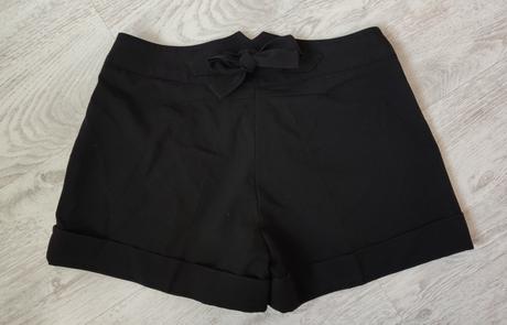 Elegantné kraťase xxs, terranova,xs