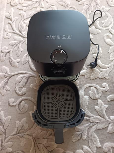 Teplovzdušná fritéza, tefal