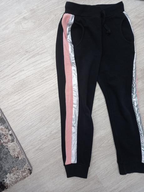 Tepláková súprava, 122–134