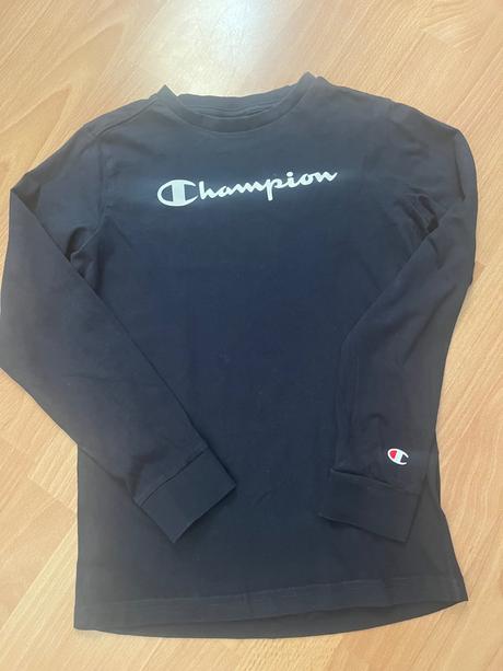 Balík oblečenia, 122–134