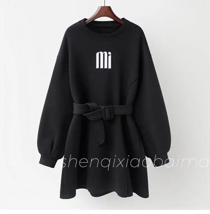 Mikinove saty mi, m / s