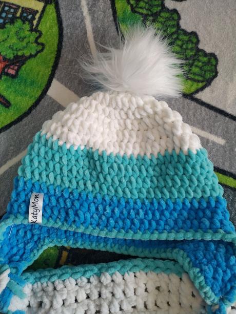 Set čiapka a nákrčník, 110