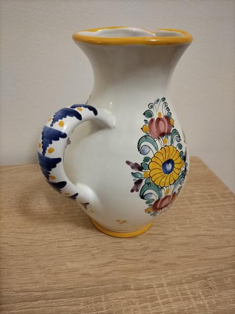 Džbán modranská keramika, 