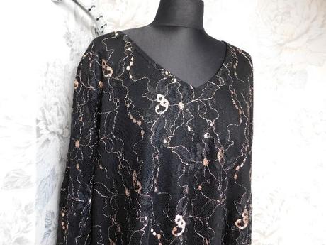 Pekna čipkovana bluzka, 46