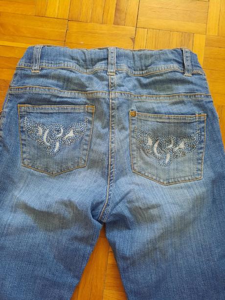 Dievčenské rifle, 146