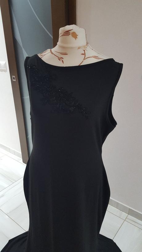 Spocenské šaty, xl