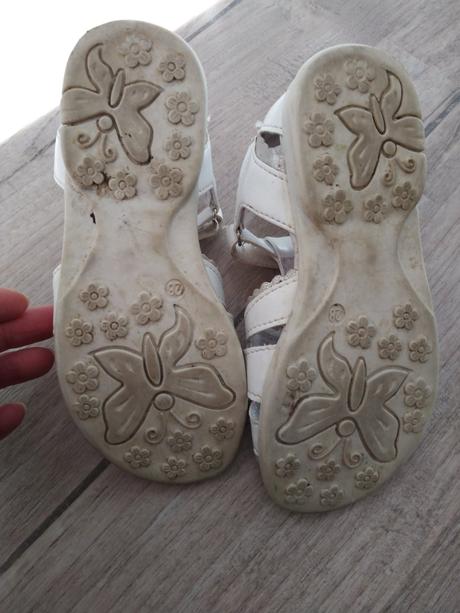 Sandalky, kornecki,28