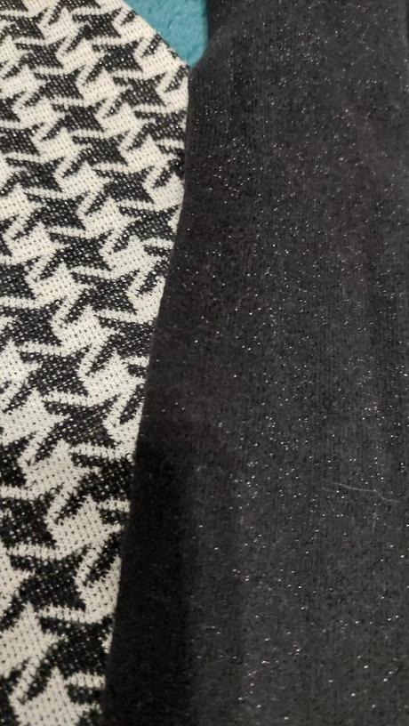 Šaty s kohúťou stopou + pančušky, 128