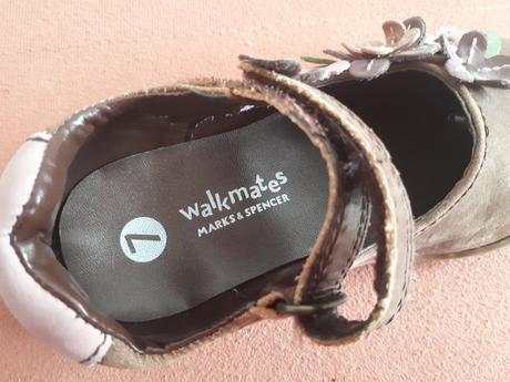 Kvalitne dievcenske poltopanky s kvietkami, marks & spencer,24