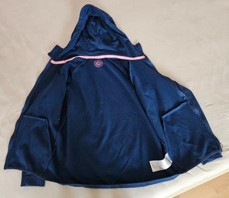 Športová mikina, 152