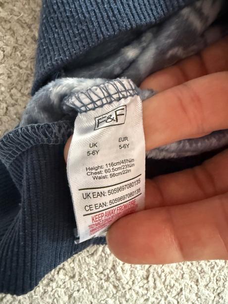 Teple pyzamo, f&f,116