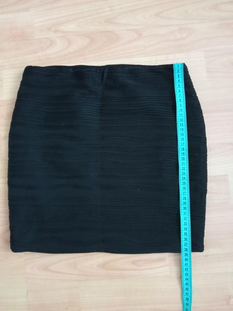 Mini sukňa, amisu,38