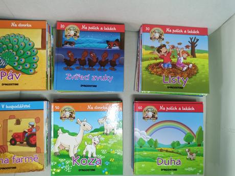 Knižky farma a zvieratá na farme, veci,