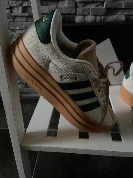 Adidas v.40, adidas,40