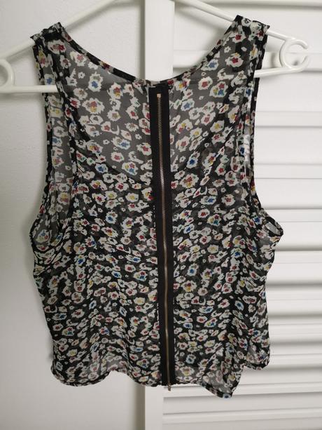 Kvetovaný top, new look,s