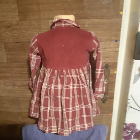 Dievčenské satocky, 98