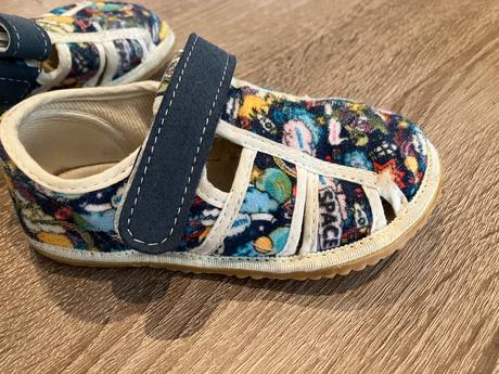 Papucky jonap, jonap,23