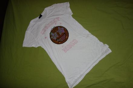 Tricko so smajlikom, 158