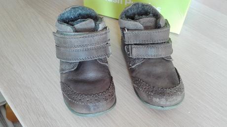 Topanky, hush puppies,22