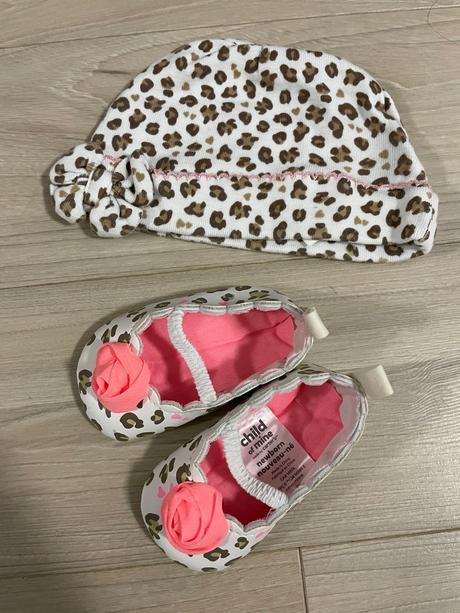 Set čiapočka a topánočky, carter's,50