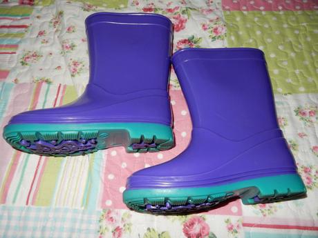 Fialové gumáky, tesco,27