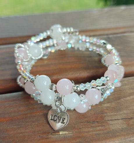 Náramok z minerálov pre rakov, býkov, váhy a ryby, 