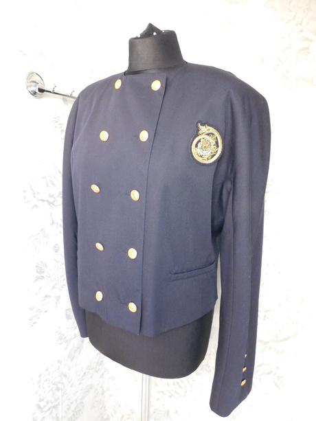 Pekny luxusny blejzer, 40