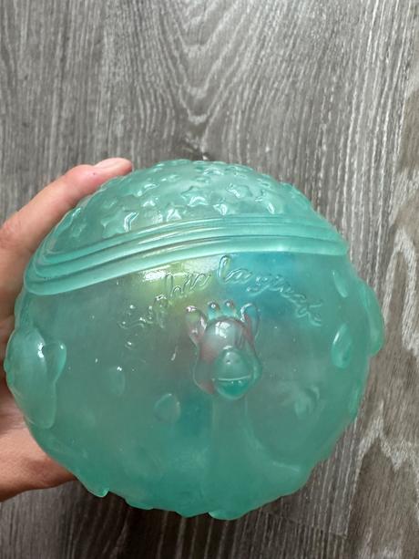 Senzorická lopta sophie la giraffe, 