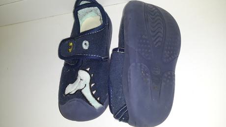Papučky, 23