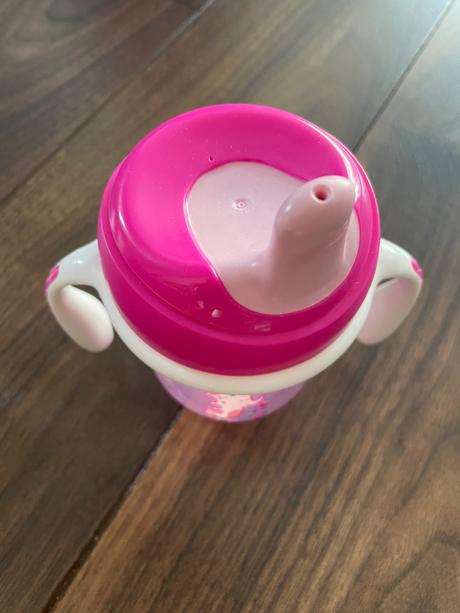 Netečúci pohár, avent