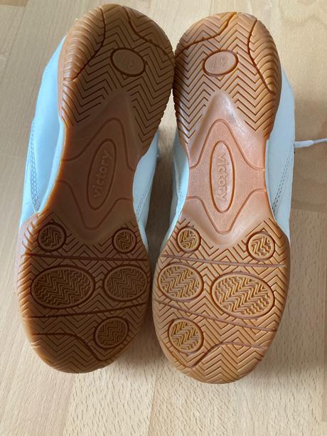 Tenisky halovky, victory,37