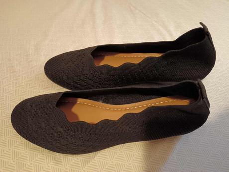 Čierne dámske pohodlné nasúvacie topánky č.43, 43