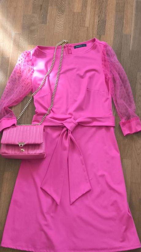 Spoloč. šaty chantall, nove sandale, kabelka orsay, chantall,38