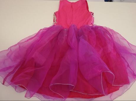 Dievčenské šaty, 98