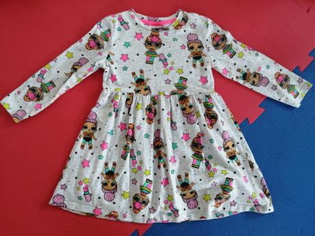 Dievčenské šaty, 104